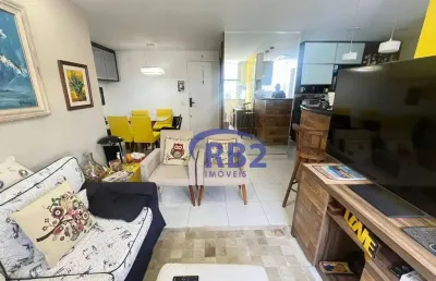 Apartamento reformado, arejado e com bastante iluminalção natural