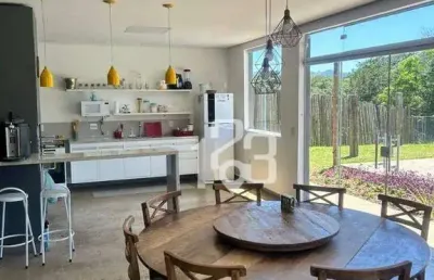 Casa com 3 dormitórios para alugar, 200 m² por r$ 6.400/mês - zona rural - joanópolis/sp