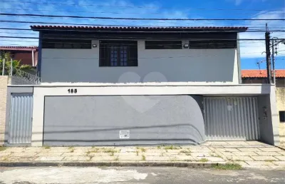 Casa com 3 quartos à venda na Rua Jornalista Nertan Macêdo, Cocó, Fortaleza