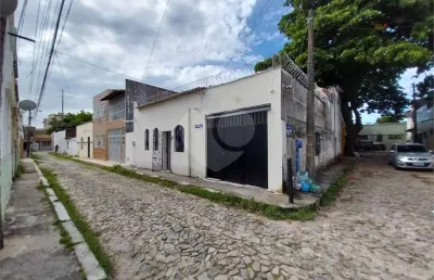 Casa com 4 quartos à venda na Russas, Centro, Fortaleza