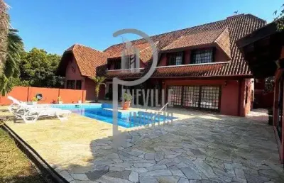Casa de alto padrao em curitiba, em frente ao bosque gutierrez