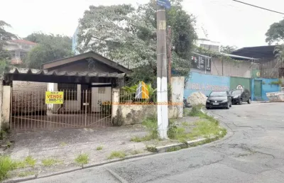 Casa com 2 quartos à venda na Rua Michael Kalinin, Instituto de Previdência, São Paulo