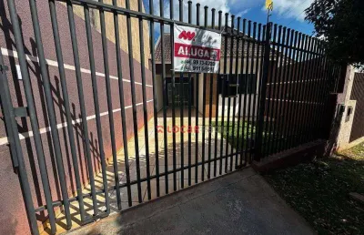 Casa em condomínio fechado com 3 quartos para alugar na Rua Pioneiro Nereu Mazzer, 255, Jardim Tóquio, Maringá