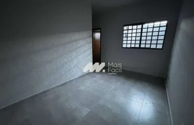 Apartamento com 2 quartos para alugar na Avenida Mandacaru, 264, Vila Santa Izabel, Maringá