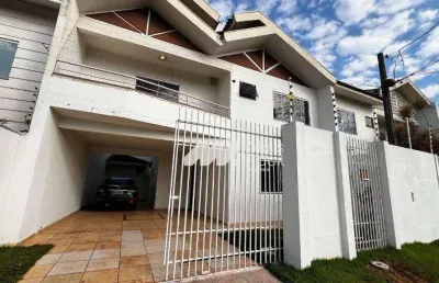 Casa em condomínio fechado com 3 quartos para alugar na Rua Pioneiro Ângelo Bertoni, 10622, Jardim Higienópolis, Maringá