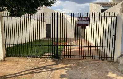 Casa com 2 quartos para alugar na Rua Maria Roque da Silva, 247, Jardim do Carmo, Maringá