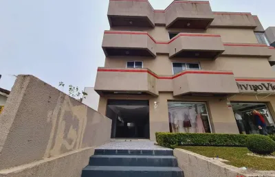 Ponto comercial para alugar na rua professor ulisses vieira, 672, vila izabel, curitiba por r$ 1.800