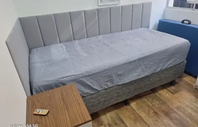 Alugo quarto com banheiro para mulher na ponta verde