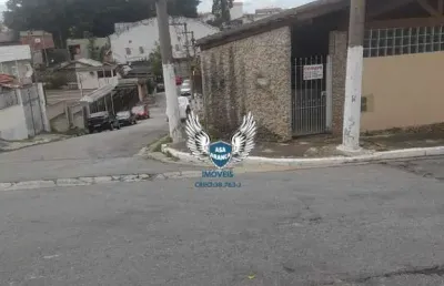 Casa assobradada de esquina na zona sul próximo shopping interlagos 03 dormitóri