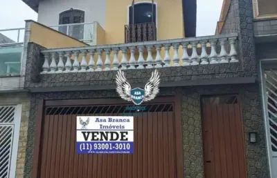 Sobrado na vila mazzei 03 dormitórios sendo 01 suíte e 04 vagas de garagem , à 8
