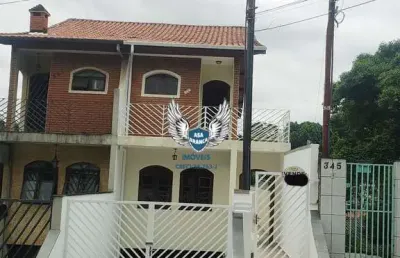 Sobrado próximo ao horto florestal com 04 dormitórios sendo 01 suíte