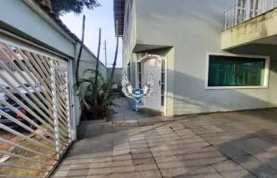 Sobrado de 03 dormitórios sendo 03 suítes com 03 vagas de garagem