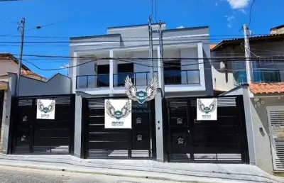 São 03 sobrados na parada inglesa todos com 03 dormitórios sendo 03 suítes e 02