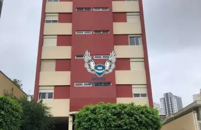 Apartamento em santa terezinha com 03 dormitórios e 01 vaga de garagem