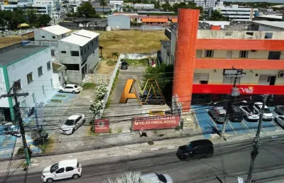 Terreno em condomínio fechado à venda na Avenida Luiz Tarquínio Pontes, 106, Vilas do Atlantico, Lauro de Freitas