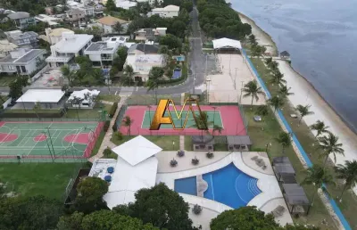 Terreno à venda na Avenida Humaitá, 250, Guarajuba, Camaçari