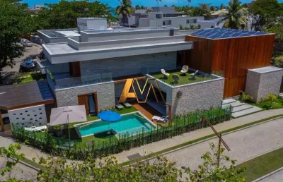 Casa em condomínio fechado com 5 quartos à venda na Rua Alameda Humaitá, 200, Guarajuba, Camaçari