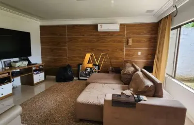 Casa em condomínio fechado com 4 quartos à venda na Rua Doutor Barreto, 1179, Jardim Aeroporto, Lauro de Freitas