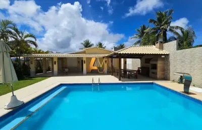 Casa em condomínio fechado com 5 quartos à venda na Rua Alameda Humaitá, 352, Guarajuba, Camaçari