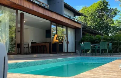 Casa alto padrão 4 suítes próximo apraia em praia do forte