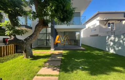 Casa em condomínio fechado com 5 quartos à venda na Avenida Humaitá, 250, Guarajuba, Camaçari