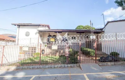 Casa com potencial comercial ou residencial no palmeiras | casa com suíte e 2 vagas | aluguel fácil