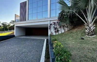 Linda casa assobradada 4 suítes ( 1 closet) - condomínio helvétia parki ii - indaiatuba - sp