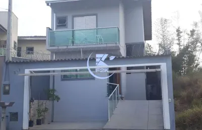 Excelente sobrado à venda com 3 dorms, sendo 1 suíte e área gourmet