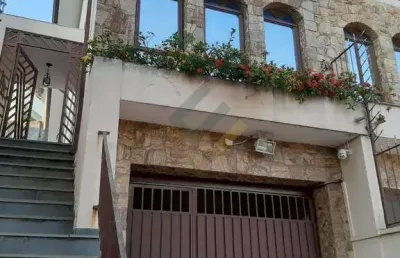 Casa com 3 quartos à venda na Rua Piatá, Vila Isolina Mazzei, São Paulo