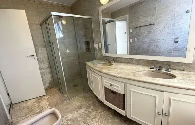 Aluguel, apartamento de luxo com uma vista espetacular em higienópolis 328 m², 
4 quartos, 3 suites, 5 vagas, área de lazer completo.