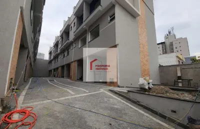 Imóvel de alto padrão na vila matilde: casa em condomínio com 2 quartos, 1 suíte e 2 vagas de garagem