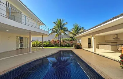 Sobrado de 470 m² com 04 quartos para alugar por r$ 19.000/mensais no alphaville flamboyant residencial cruzeiro do sul - goiânia