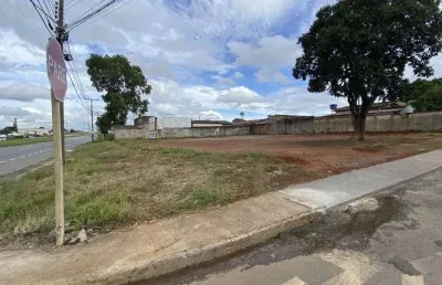Área de 1200 m² para alugar por r$ 3.500/mensais no setor mansões paraíso - aparecida de goiânia