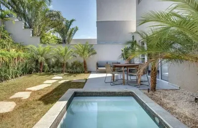 Sobrado de 150 m² com 04 quartos à venda por r$ 1.154.000 no jardins berlim - senador canedo/go