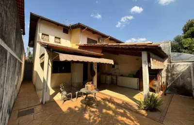 Sobrado de 127 m² com 04 quartos à venda por r$ 1.050.000 no setor jardim vitória - goiânia/go