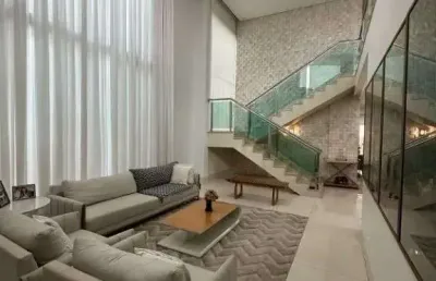 Sobrado de 347 m² com 03 suítes à venda por r$ 2.900.000 no condomínio do lago - goiânia