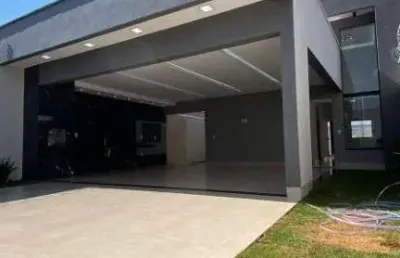 Casa de 260 m² com 04 suítes à venda por r$ 1.500.000 no setor cristina ii - trindade