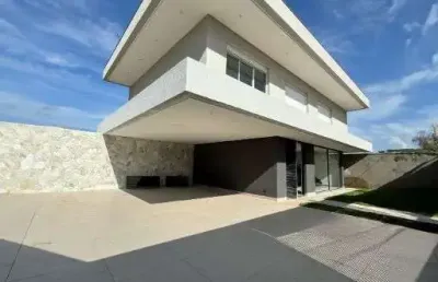 Sobrado de 285 m² com 04 suítes à venda por r$ 2.080.000 no setor jaó - goiânia