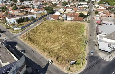 Área disponível para bts de 4.211 m²  jardim nova era - aparecida de goiânia