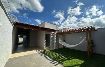 Casa de 109 m² com 03 quartos à venda por r$ 335.000 no parque dos buritis 2 - senador canedo