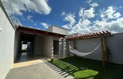 Casa de 109 m² com 03 quartos à venda por r$ 335.000 no parque dos buritis 2 - senador canedo
