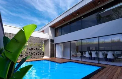 Casa de 248 m² com 04 suítes à venda por r$ 1.790.000 no jardim atlântico - goiânia