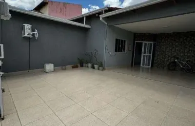 Casa de 190 m² com 03 quartos à venda por r$ 899.000 no parque anhangüera - goiânia
