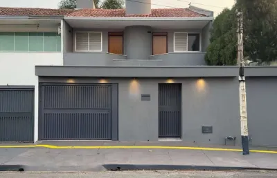 Sobrado de 248 m² com 04 suítes à venda por r$ 950.000 no setor bueno - goiânia