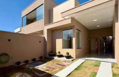 Casa de 163 m² com 03 quartos à venda por r$ 750.000 no residencial village garavelo - aparecida de goiânia