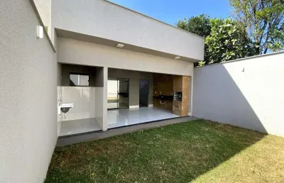 Casa de 175 m² com 03 quartos à venda por r$ 580.000 no jardim monte serrat - aparecida de goiânia