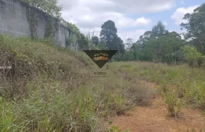 Terreno à venda na Estrada do Oura, Ipelândia, Suzano
