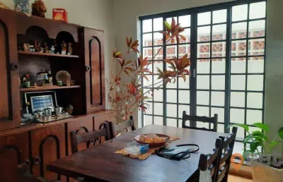 Casa com 3 dormitórios à venda, 220 m² por r$ 800.000,00 - jardim das indústrias - são josé dos campos/sp