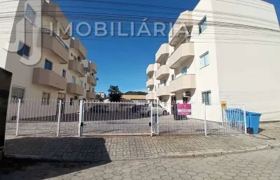 Apartamento com 2 quartos  para alugar, 50.00 m2 por r$2100.00  - ingleses do rio vermelho - florianopolis/sc