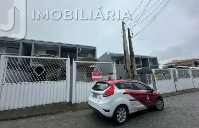 Casa residencial com 2 quartos  para alugar, 109.00 m2 por r$3500.00  - ingleses do rio vermelho - florianopolis/sc
